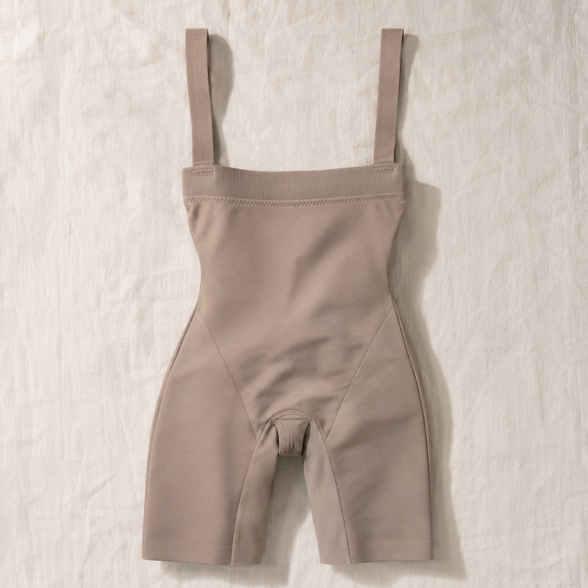 Weydon high-waist cycle short, Cycle Shorts and Leggings — front view, photographed flat.