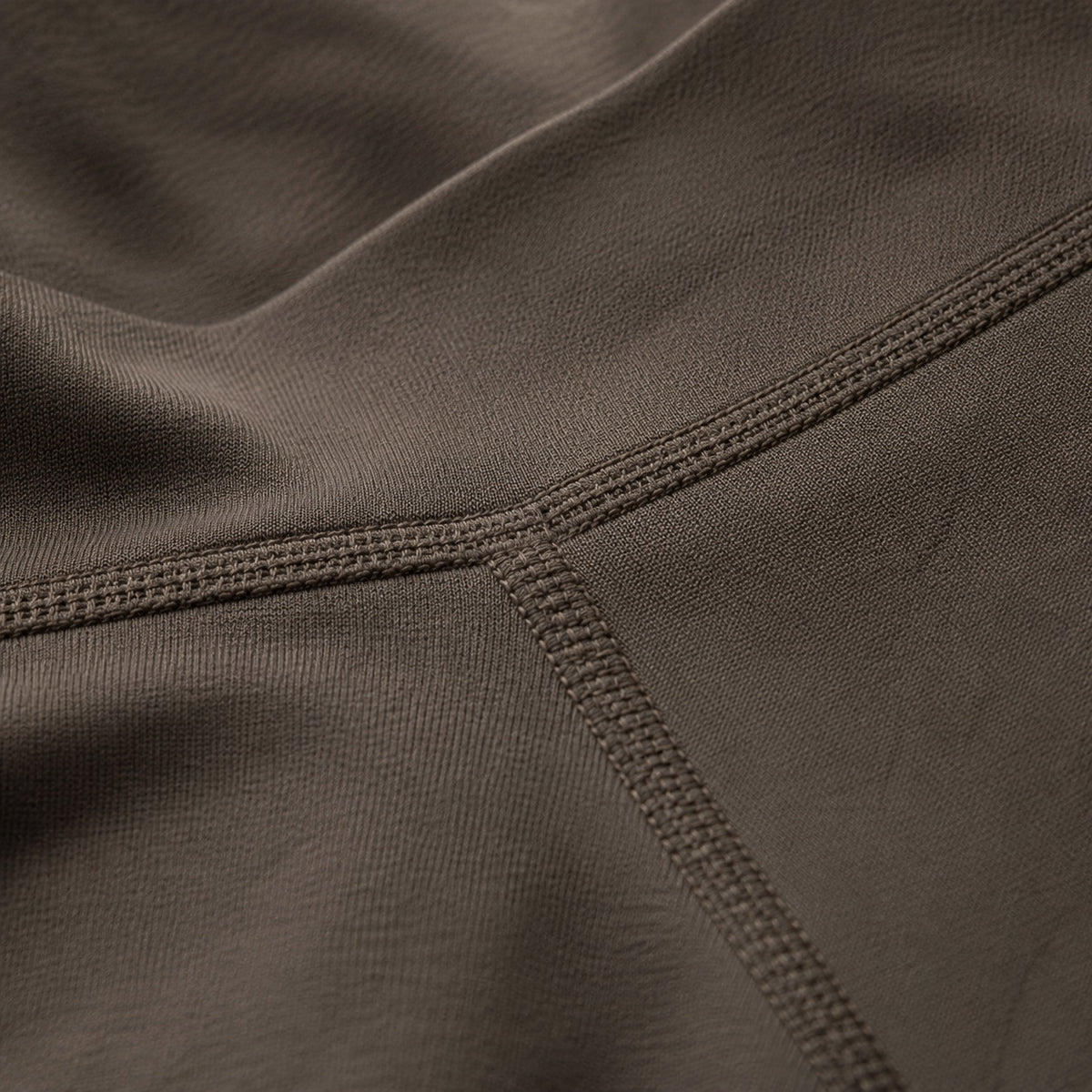 Wrecclesham high-waist legging, Cycle Shorts and Leggings — close-up of the cloth and stitching.