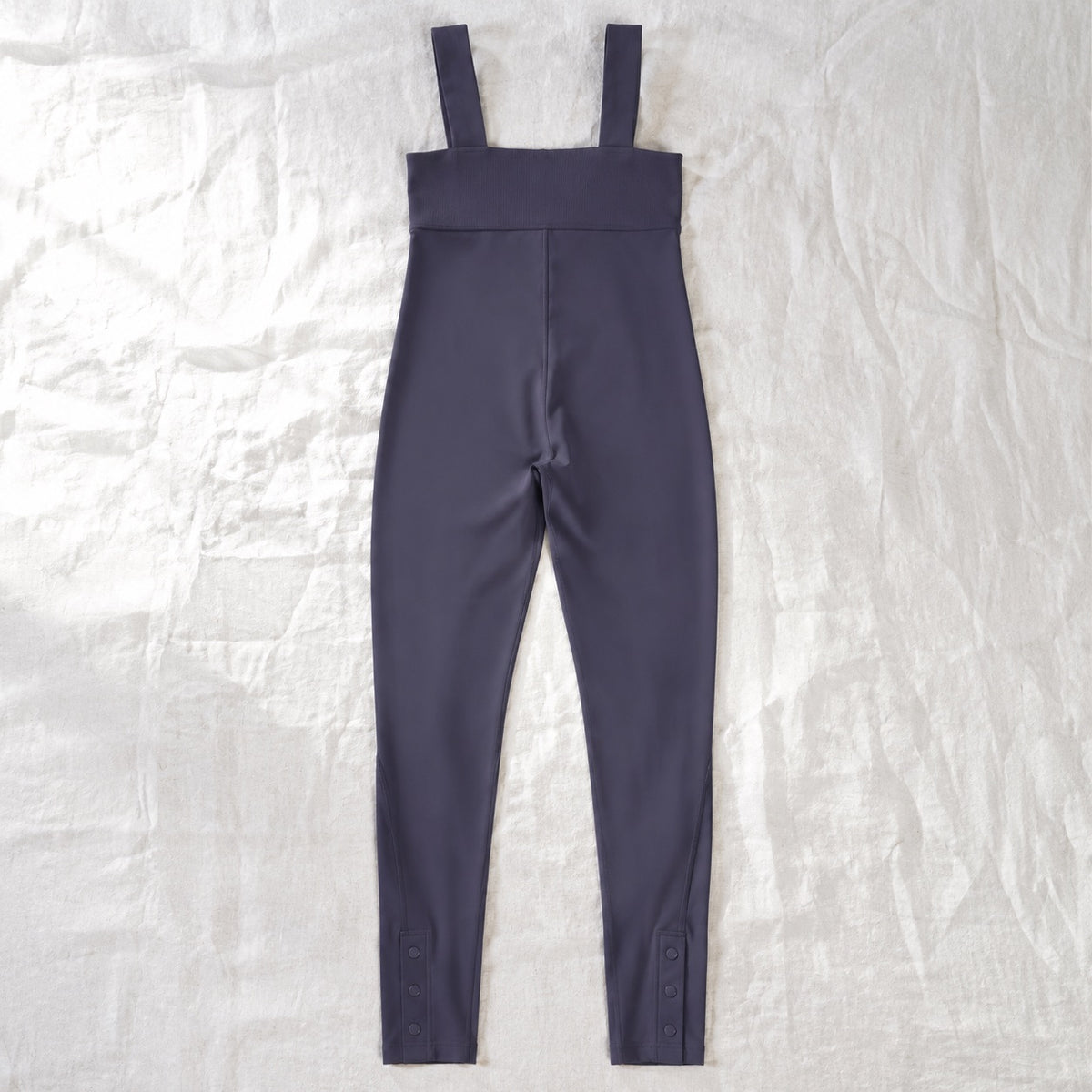 Wrecclesham high-waist legging, Cycle Shorts and Leggings — front view, photographed flat.