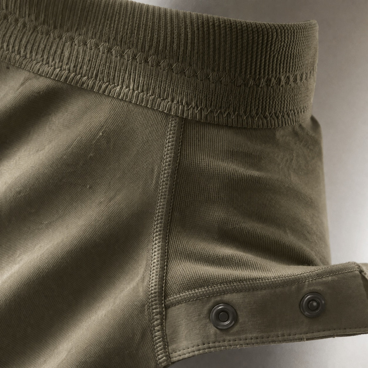 Dockenfield longline cycle short, Cycle Shorts and Leggings — close-up of the cloth and stitching.