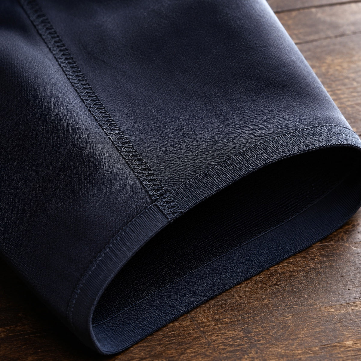 Runfold longline cycle short, Cycle Shorts and Leggings — close-up of the cloth and stitching.