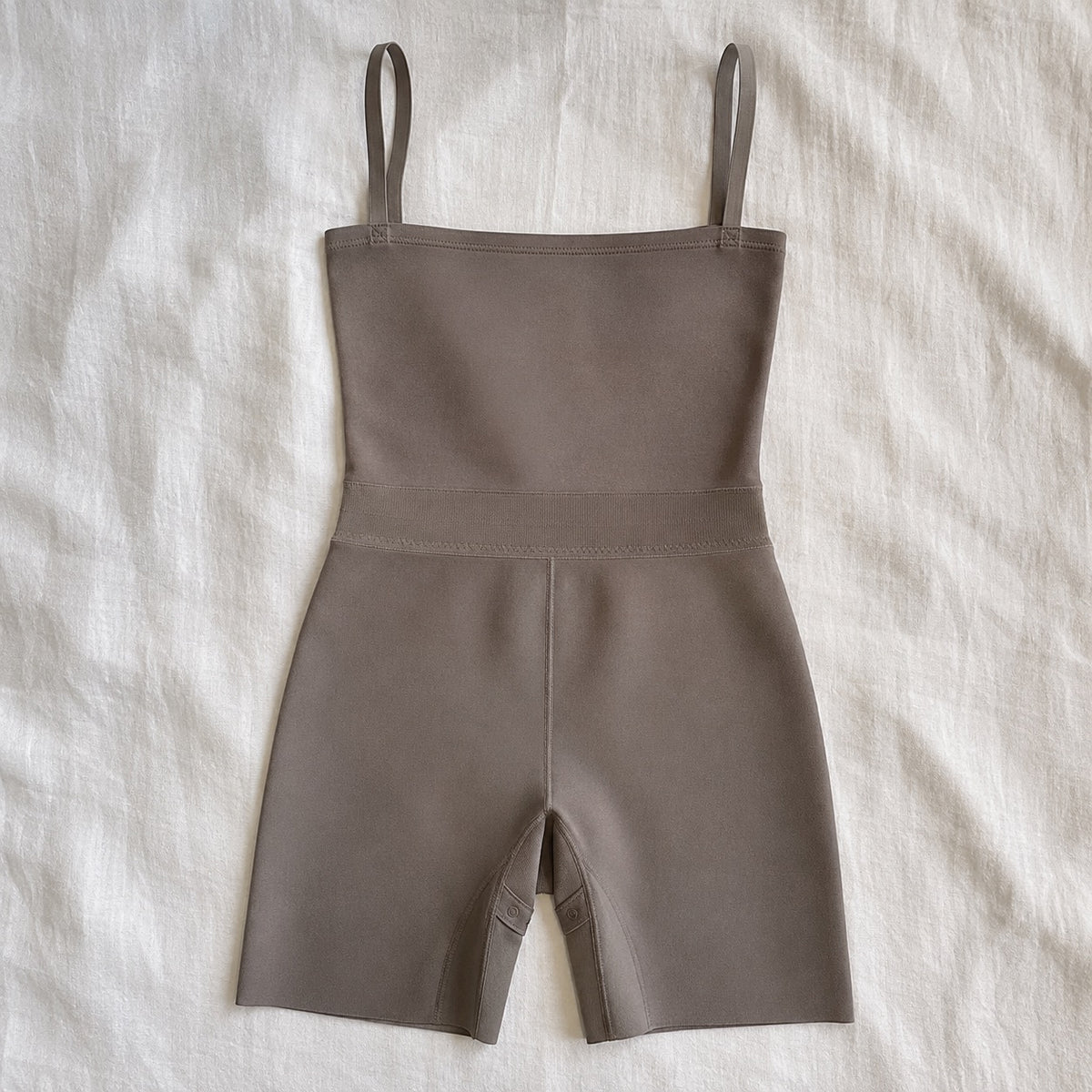 Ewshot high-waist cycle short, Cycle Shorts and Leggings — front view, photographed flat.