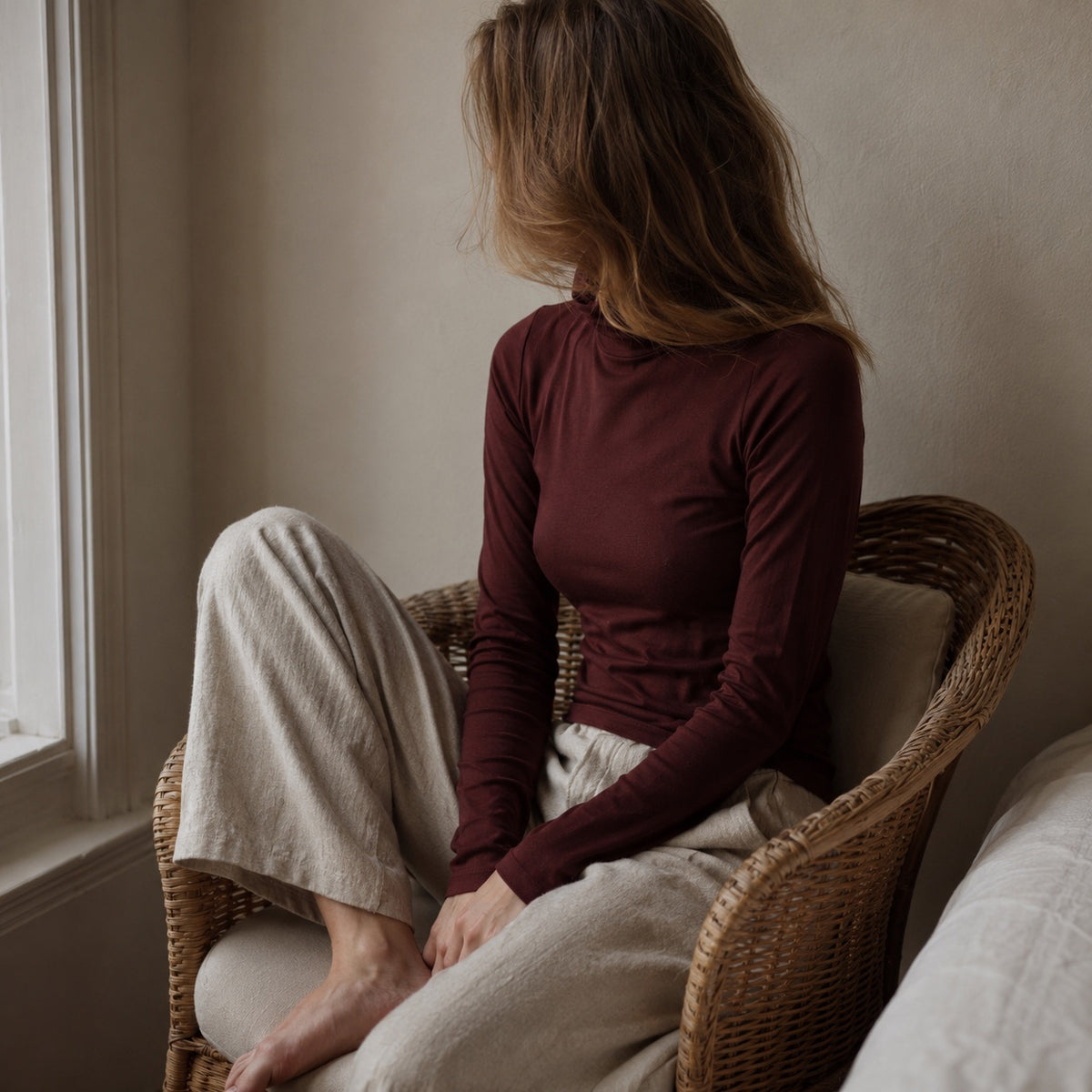 Wrecclesham high-neck long-sleeve base layer, Long-Sleeve Base Layers — modelled, side view.