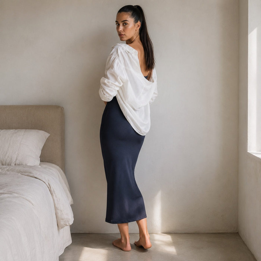 Waverley seamless under-layer skirt, Seamless Layers — on the model.
