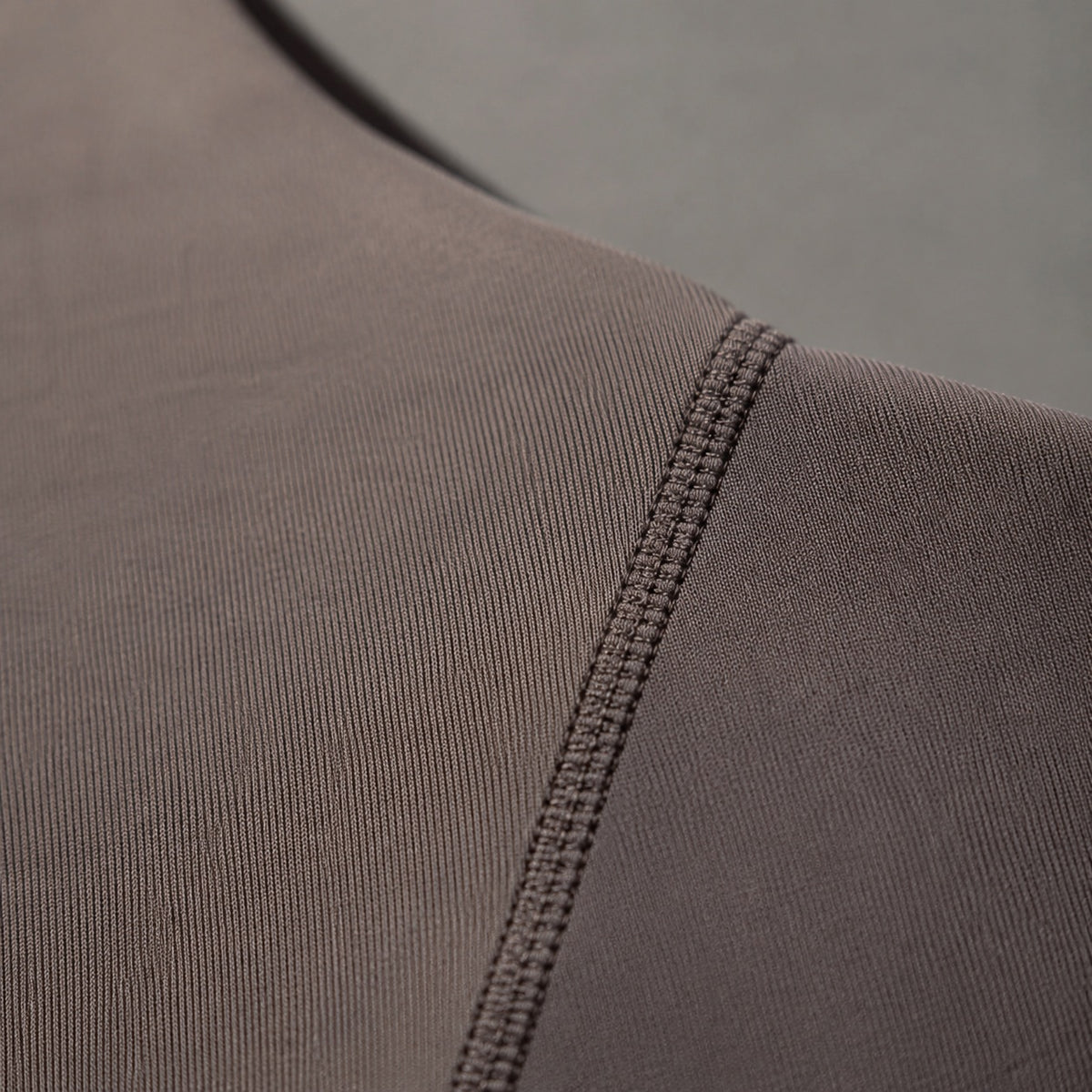 Weydon sculpt tank, Sculpt Tanks — close-up of the cloth and stitching.