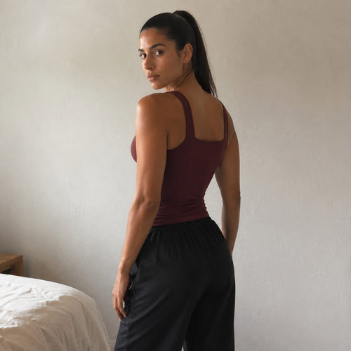 Waverley square-neck sculpt tank, Sculpt Tanks — on the model.