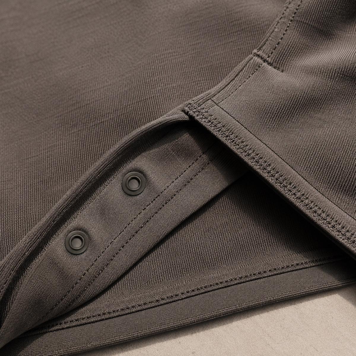 Ewshot square-neck sculpt tank, Sculpt Tanks — close-up of the cloth and stitching.
