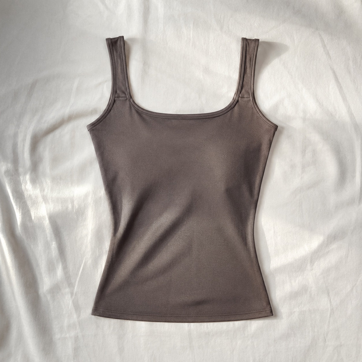 Puttenham sculpt tank, Sculpt Tanks — front view, photographed flat.